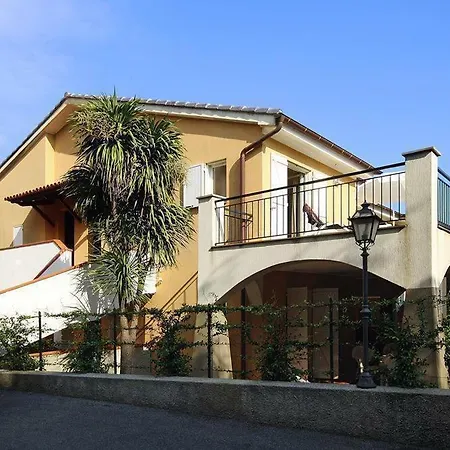 Apartment La Meridiana - Ili01240-cya